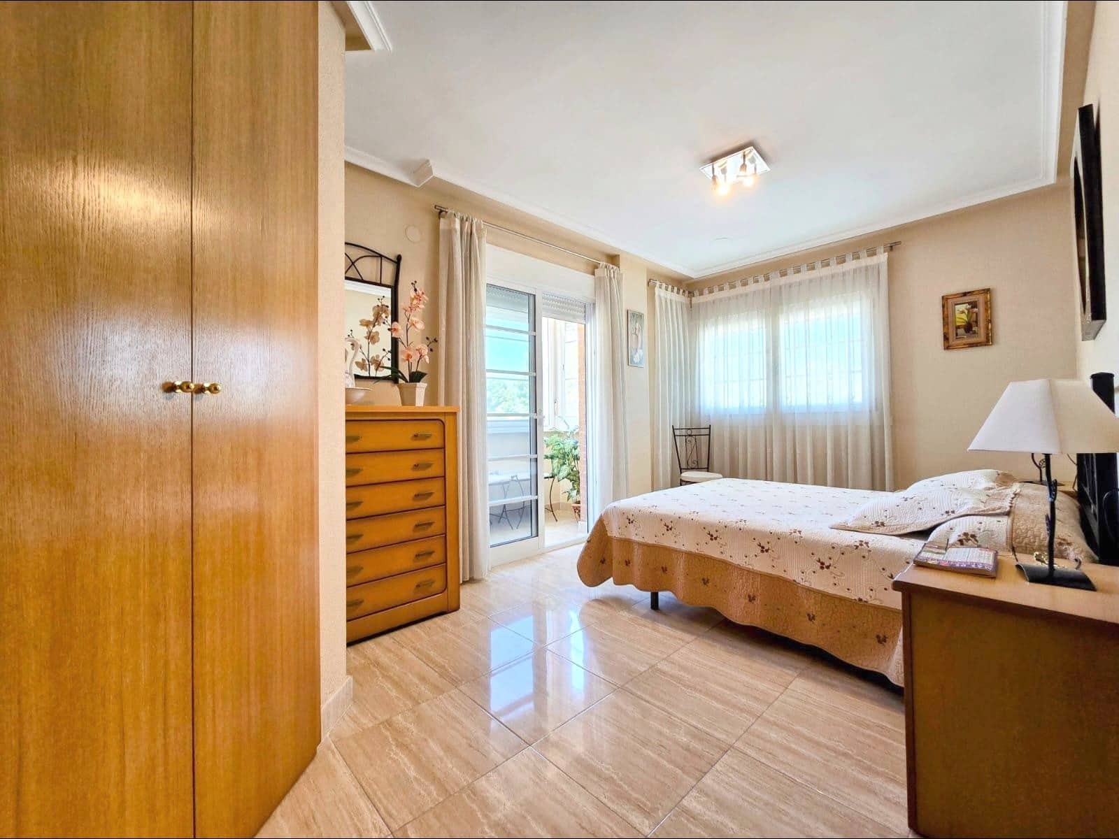 4 makuuhuone Omakotitalo myytävänä paikassa Aspe mukana 
autotalli - 273 000 € (Ref: 10060385)