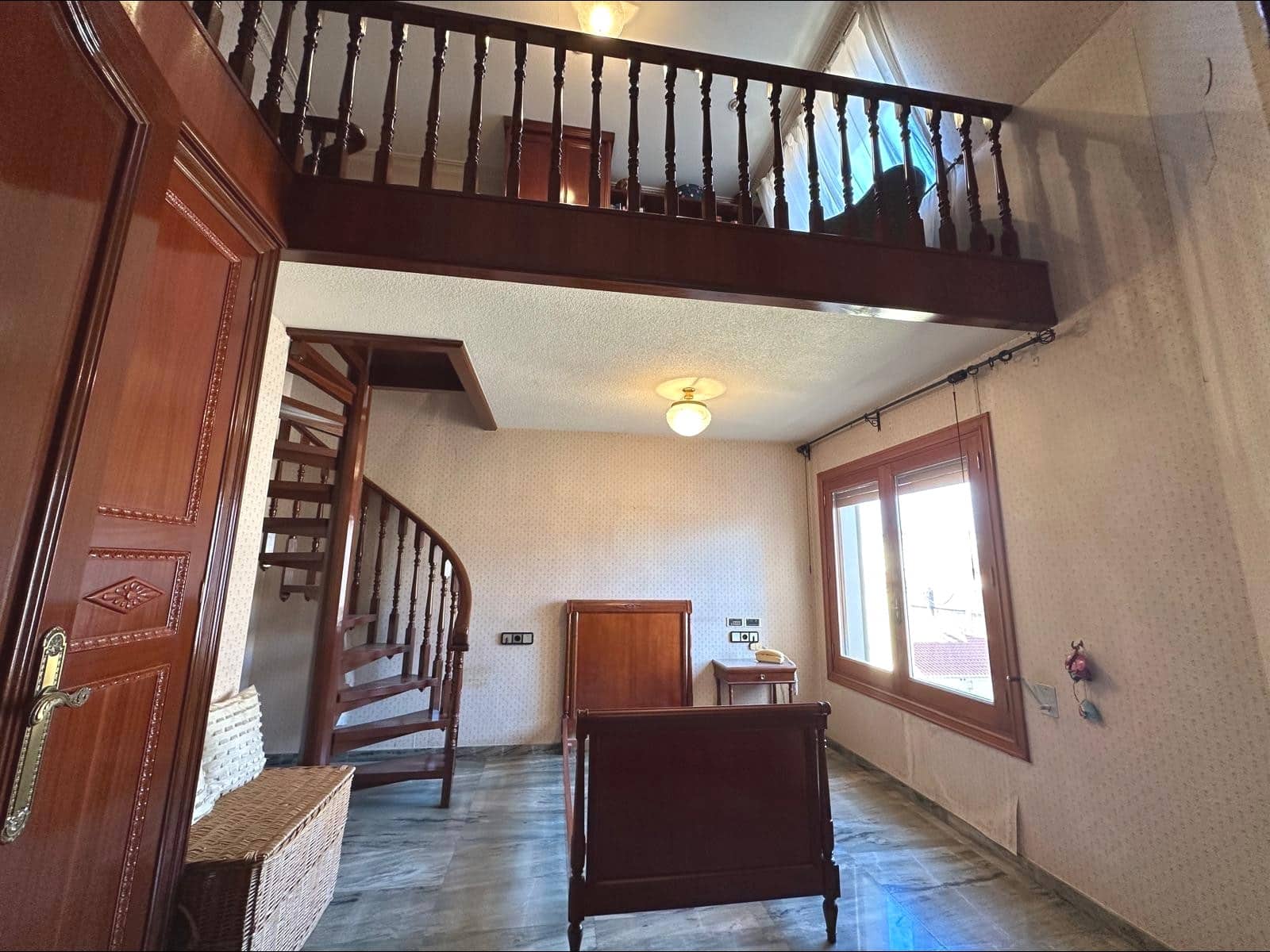 Casa de 6 habitaciones en Novelda en venta con piscina garaje - 435.000 € (Ref: 10060387)