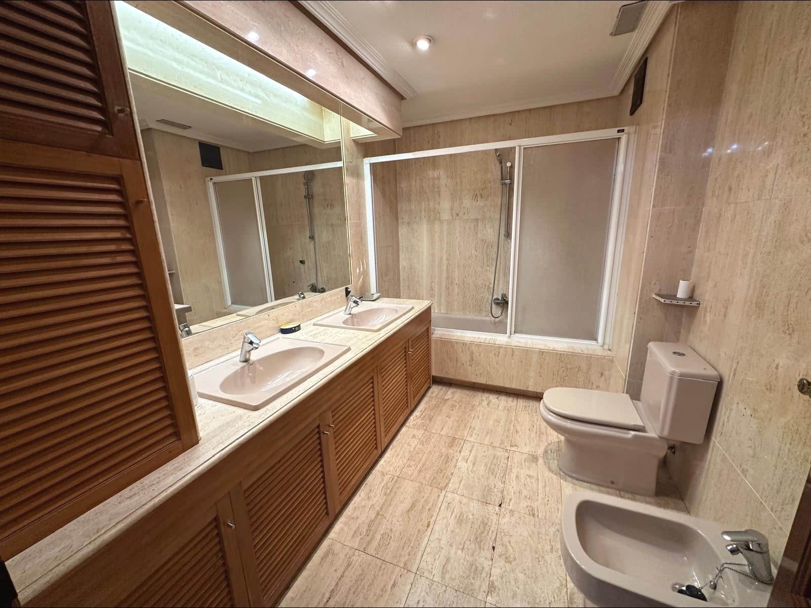 Casa de 6 habitaciones en Novelda en venta con piscina garaje - 435.000 € (Ref: 10060387)