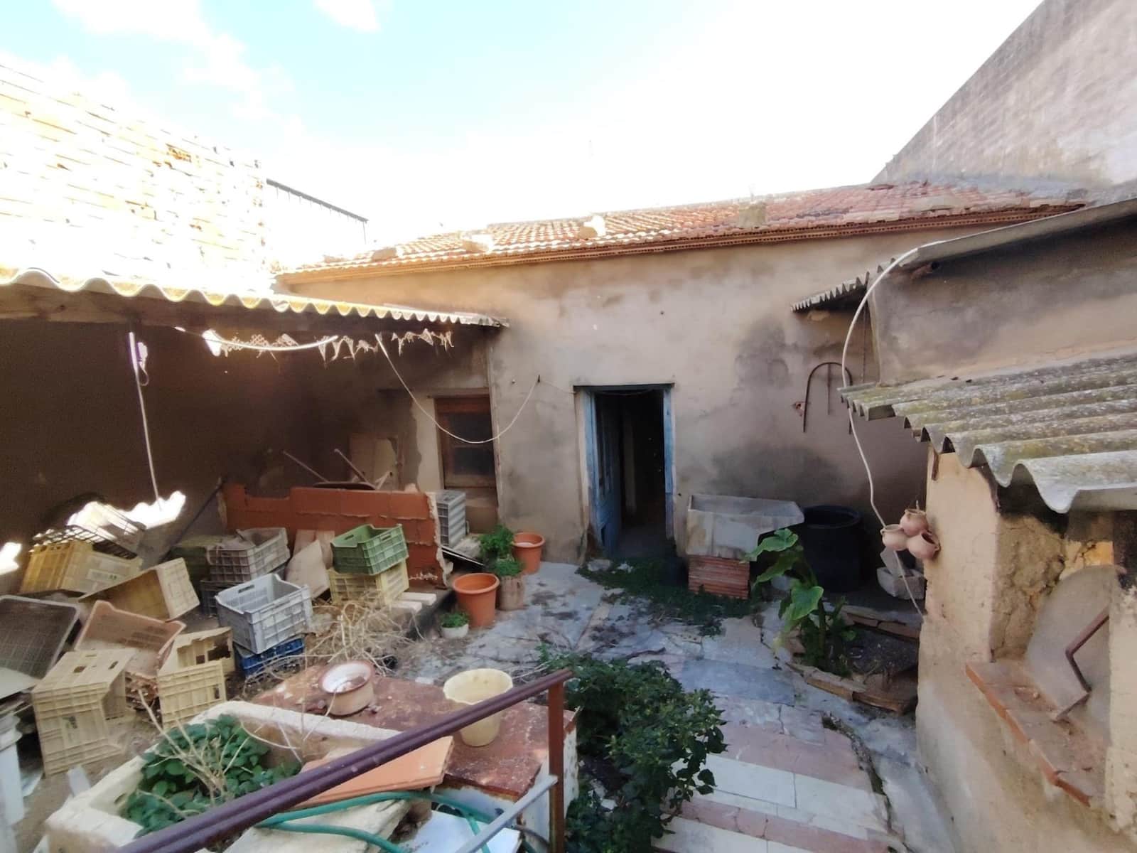 7 soveværelse Byhus til salg i La Romana med garage - € 107.260 (Ref: 10060392)