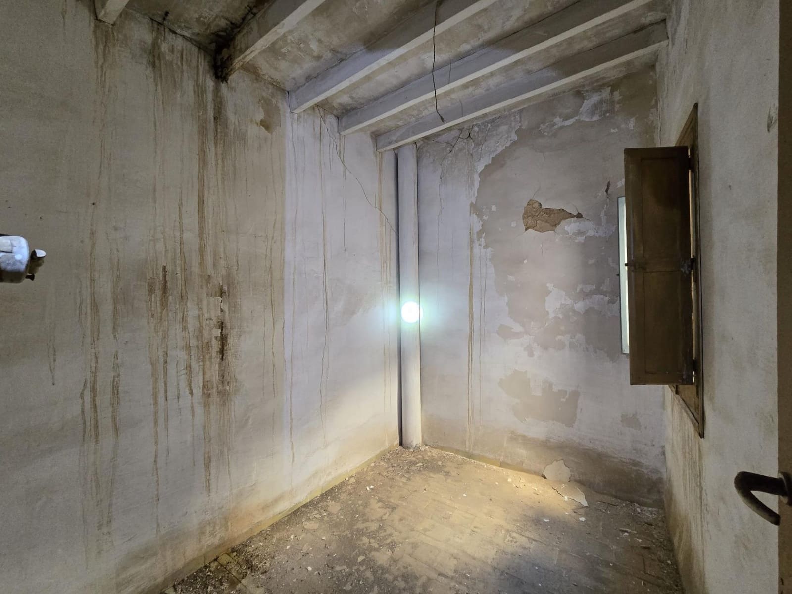 5 soverom Hus til salgs i Aspe med garasje - € 67 260 (Ref: 10060396)