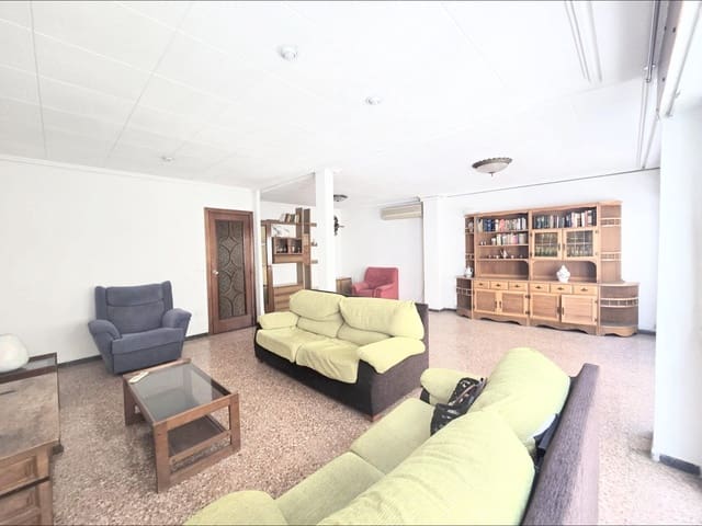 4 bedroom Apartment for sale in Centro, Elche / Elx - € 269,000 (Ref: 10060405)