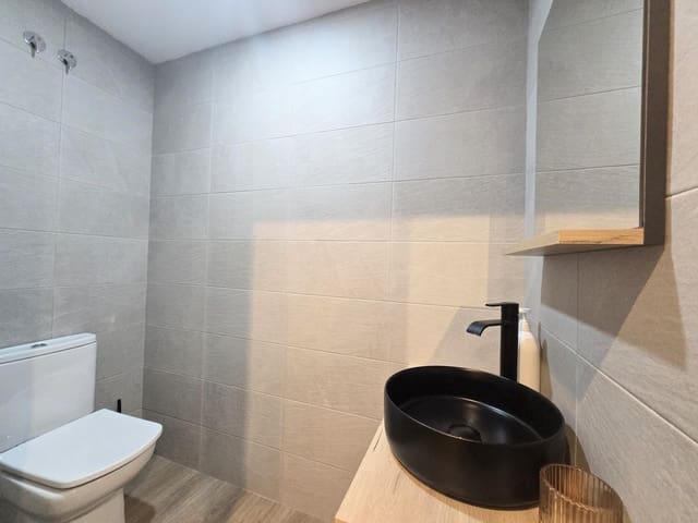 Casa de 3 habitaciones en Aspe en venta - 184.999 € (Ref: 10060410)