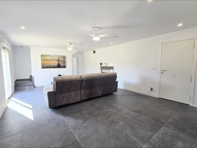 3 chambre Finca/Maison de Campagne à vendre à Aspe avec garage - 220 000 € (Ref: 10060411)