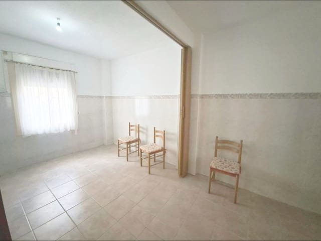 Casa de 3 habitaciones en Aspe en venta - 137.000 € (Ref: 10060415)