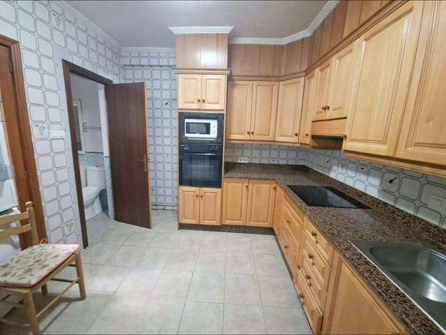 Casa de 3 habitaciones en Aspe en venta - 137.000 € (Ref: 10060415)
