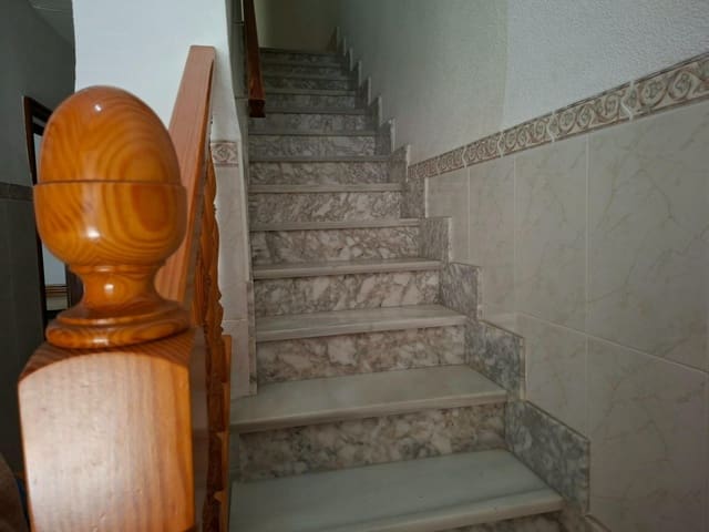 Casa de 3 habitaciones en Aspe en venta - 137.000 € (Ref: 10060415)