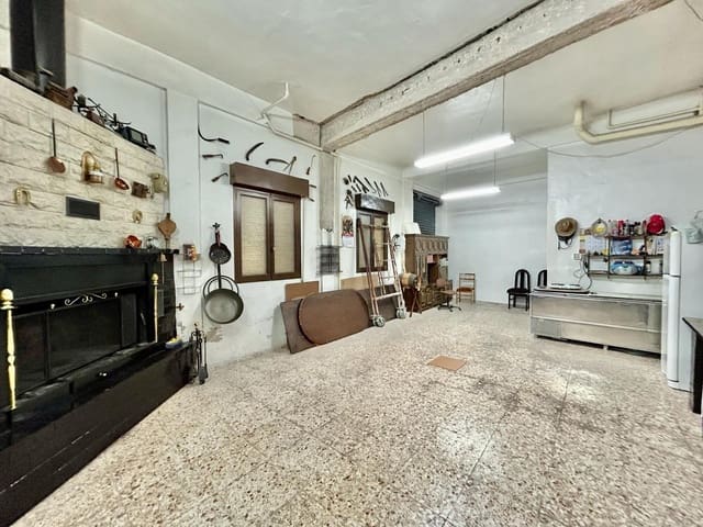 Casa de 3 habitaciones en Aspe en venta con garaje - 131.500 € (Ref: 10060446)