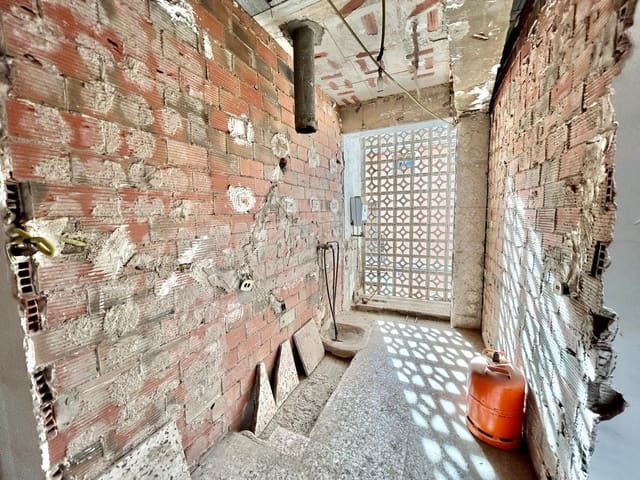 Casa de 3 habitaciones en Aspe en venta con garaje - 131.500 € (Ref: 10060446)