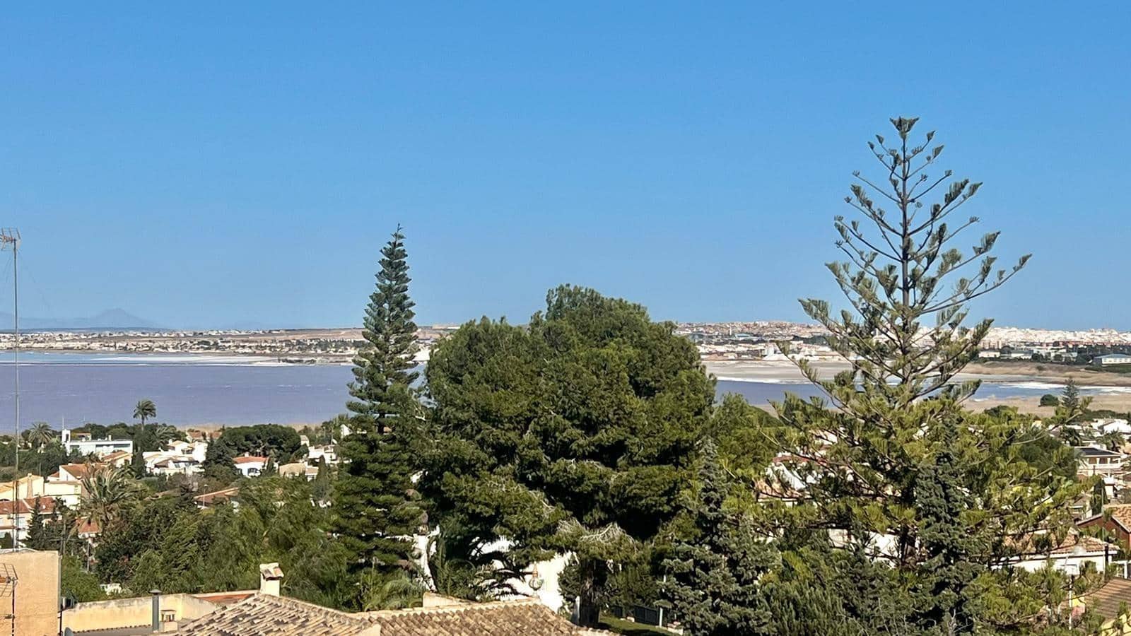 4 slaapkamer Villa te koop in Torrevieja met zwembad - € 650.000 (Ref: 10060448)