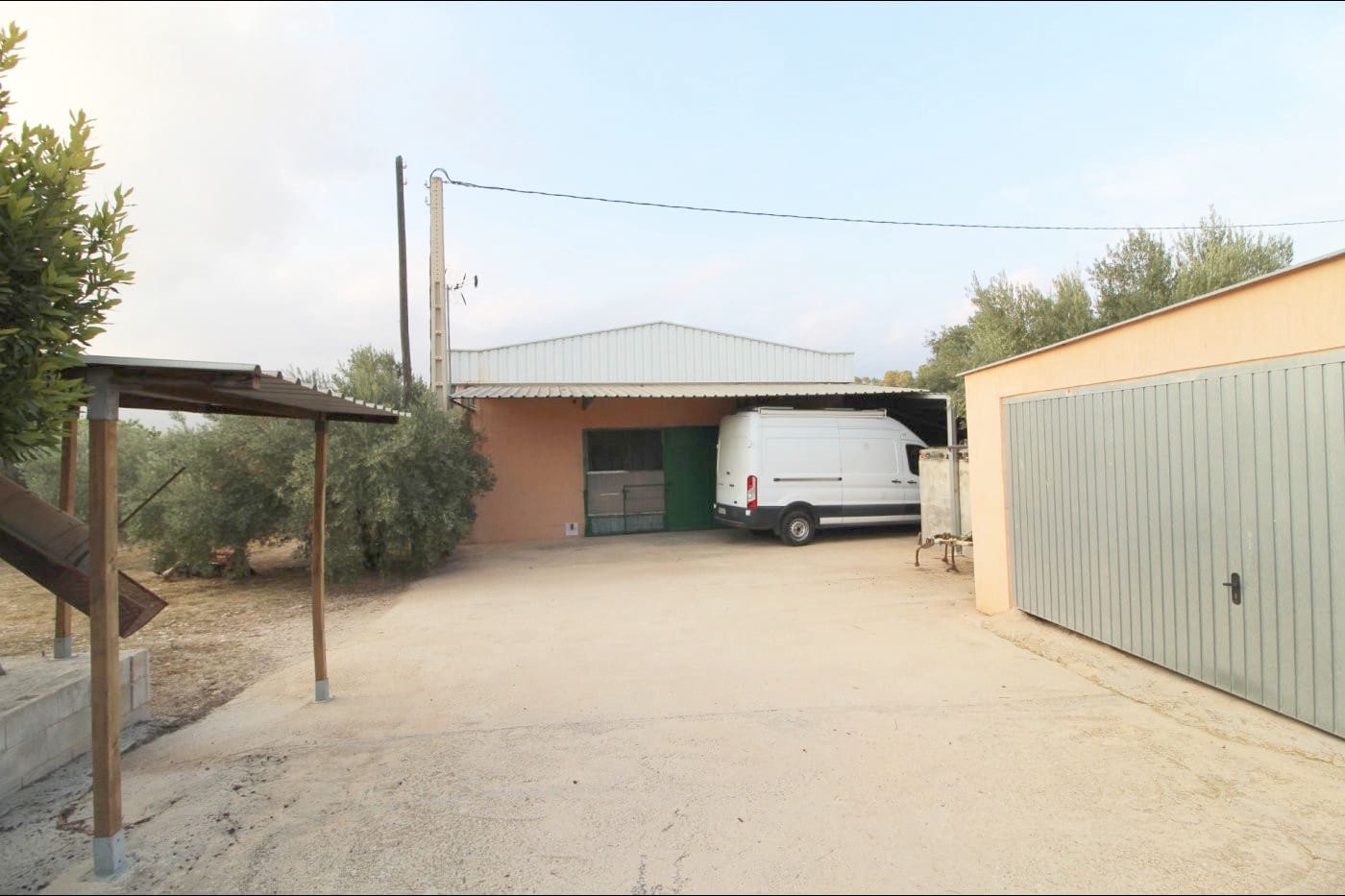 4 chambre Finca/Maison de Campagne à vendre à La Romana avec piscine garage - 350 000 € (Ref: 10060455)