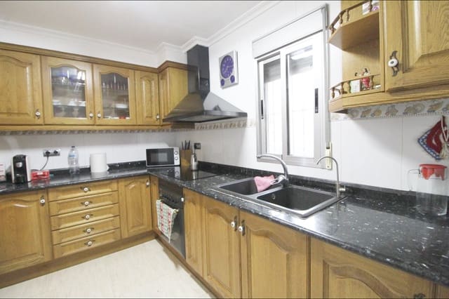 4 chambre Finca/Maison de Campagne à vendre à La Romana avec piscine garage - 350 000 € (Ref: 10060455)