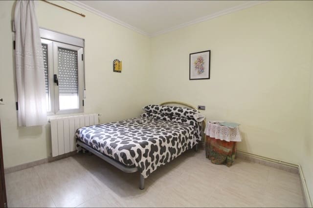 4 chambre Finca/Maison de Campagne à vendre à La Romana avec piscine garage - 350 000 € (Ref: 10060455)