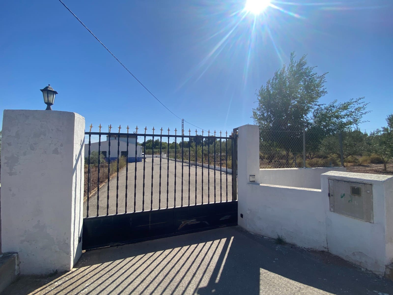 4 sovrum Finca/Hus på landet till salu i Sax med pool garage - 325 000 € (Ref: 10060465)