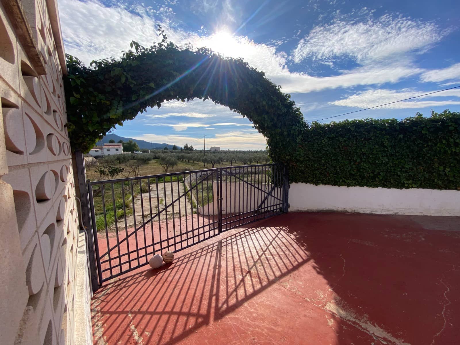4 bedroom Finca/Country House for sale in Sax with pool garage - € 345,000 (Ref: 10060466)