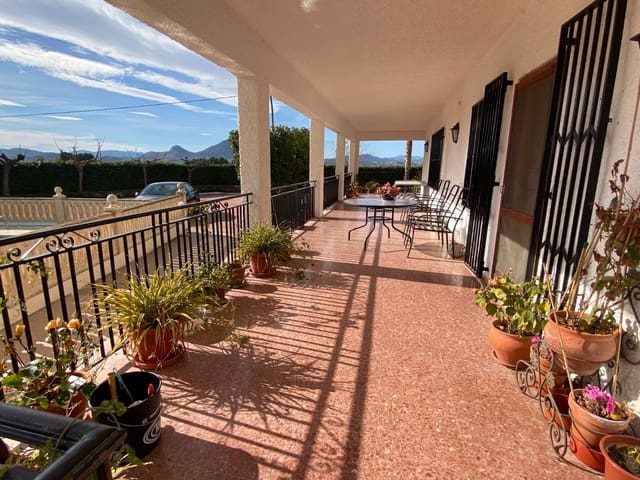 4 bedroom Finca/Country House for sale in Sax with pool garage - € 345,000 (Ref: 10060466)