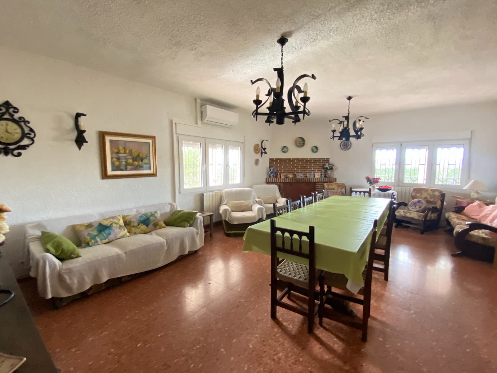 4 bedroom Finca/Country House for sale in Sax with pool garage - € 345,000 (Ref: 10060466)