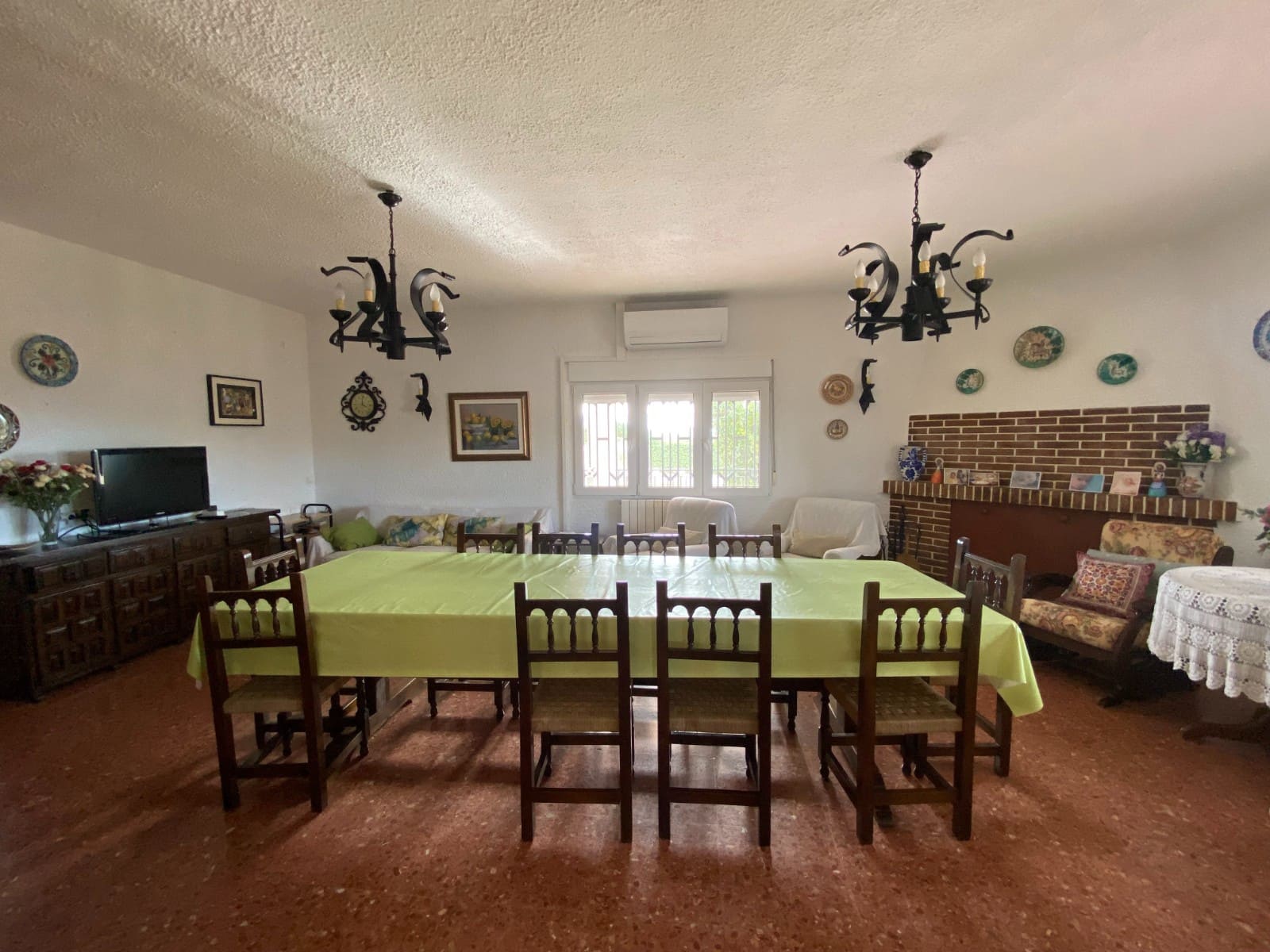 4 bedroom Finca/Country House for sale in Sax with pool garage - € 345,000 (Ref: 10060466)