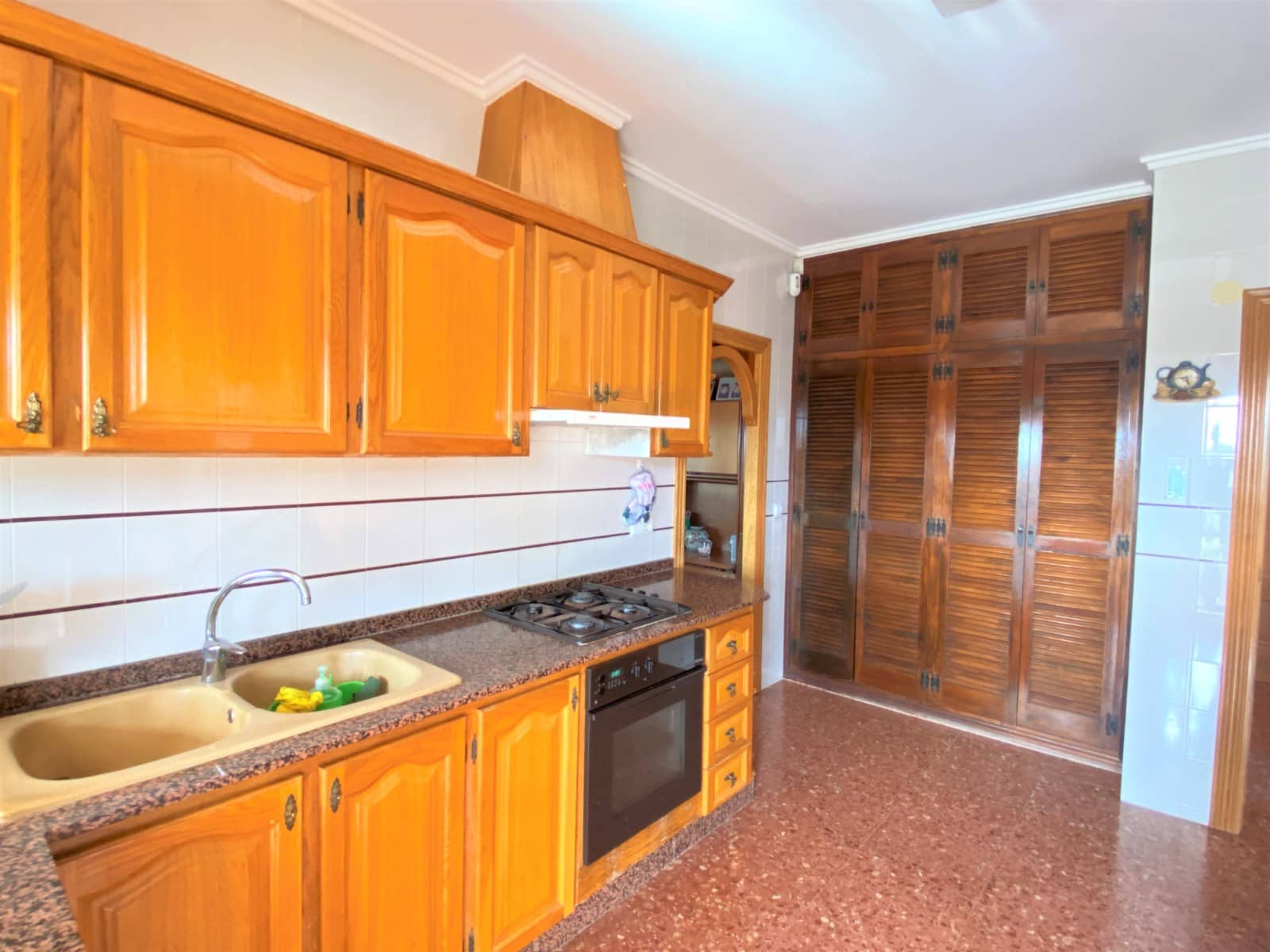 4 bedroom Finca/Country House for sale in Sax with pool garage - € 345,000 (Ref: 10060466)