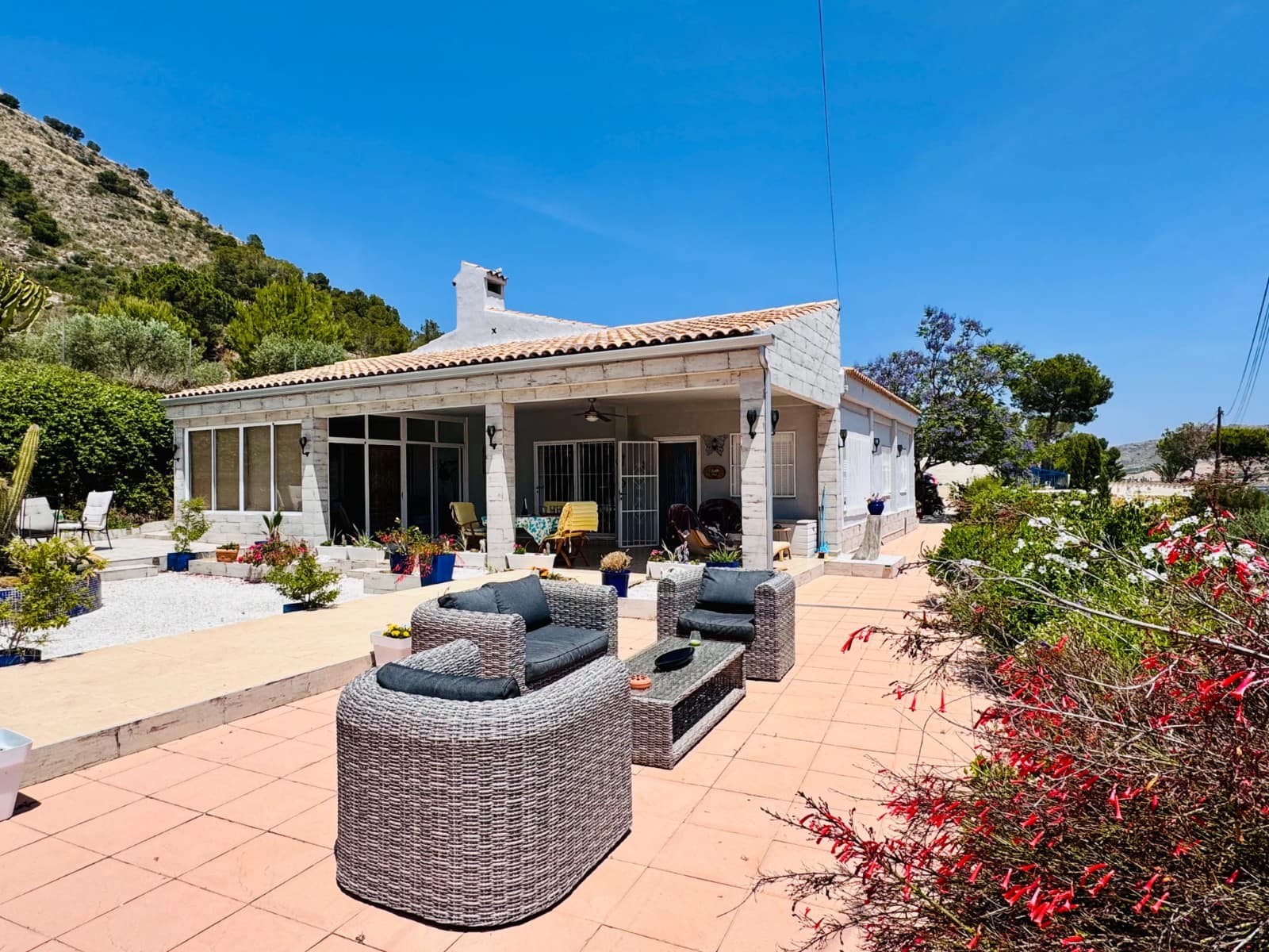 4 soverom Villa til salgs i Aspe med svømmebasseng garasje - € 369 995 (Ref: 10060467)