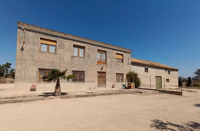 6 soveværelse Finca/Landehus til salg i Monóvar / Monóver med swimmingpool garage - € 395.000 (Ref: 10060468)