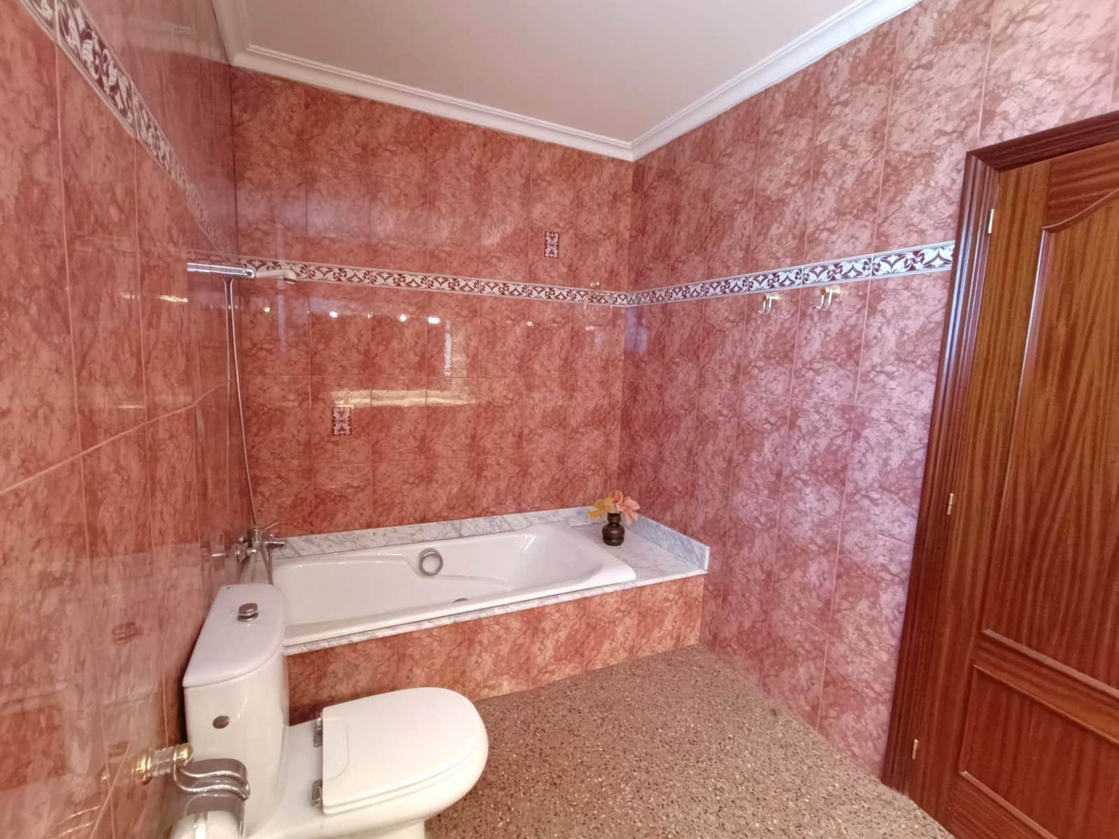 6 soveværelse Finca/Landehus til salg i Monovar / Monover med swimmingpool garage - € 395.000 (Ref: 10060468)