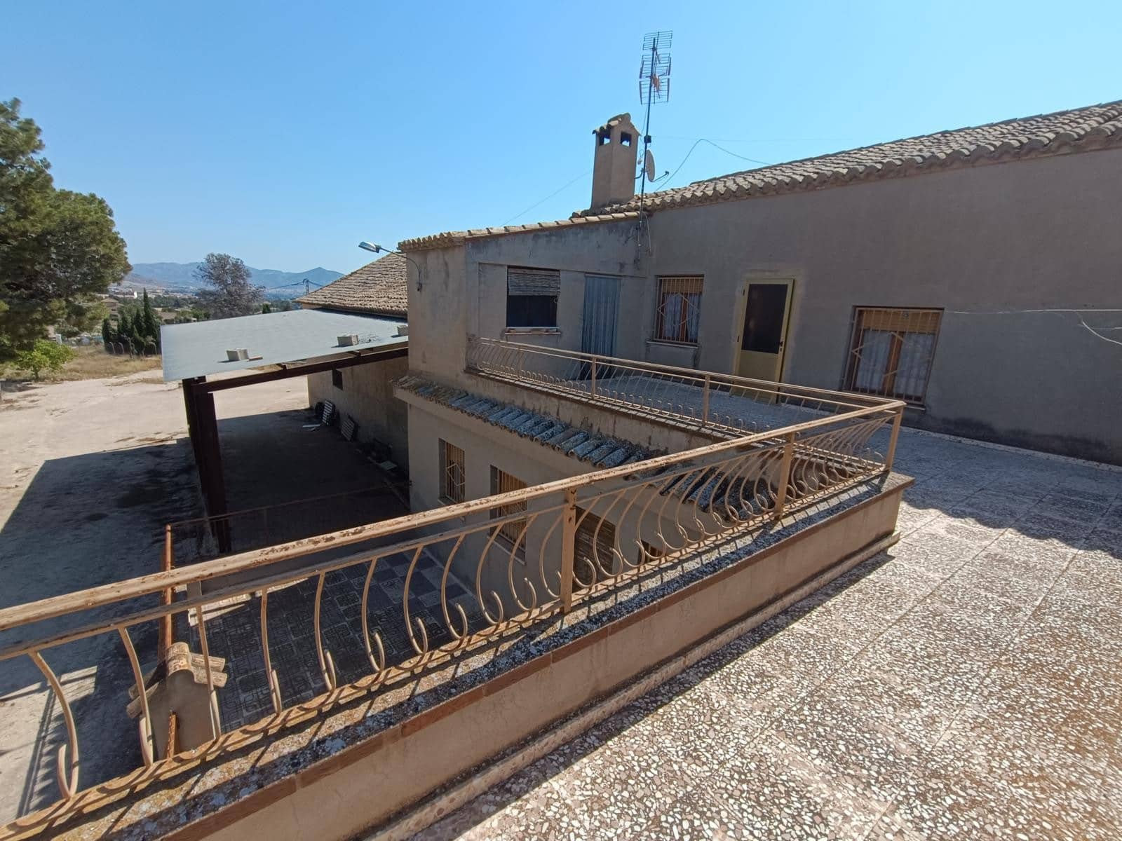6 soveværelse Finca/Landehus til salg i Monovar / Monover med swimmingpool garage - € 395.000 (Ref: 10060468)