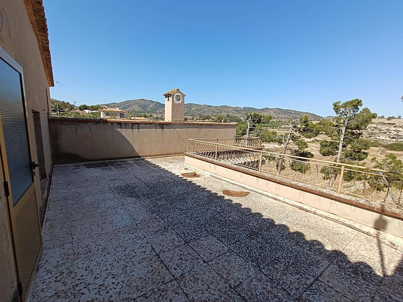 6 soveværelse Finca/Landehus til salg i Monovar / Monover med swimmingpool garage - € 395.000 (Ref: 10060468)