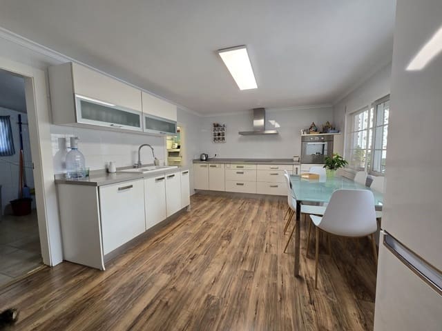 3 sovrum Finca/Hus på landet till salu i Sax med pool garage - 279 995 € (Ref: 10060469)