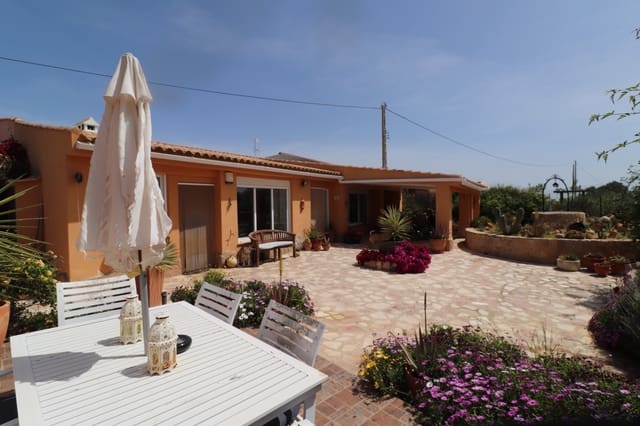 5 sovrum Finca/Hus på landet till salu i Hondón de las Nieves med pool garage - 399 500 € (Ref: 10060472)