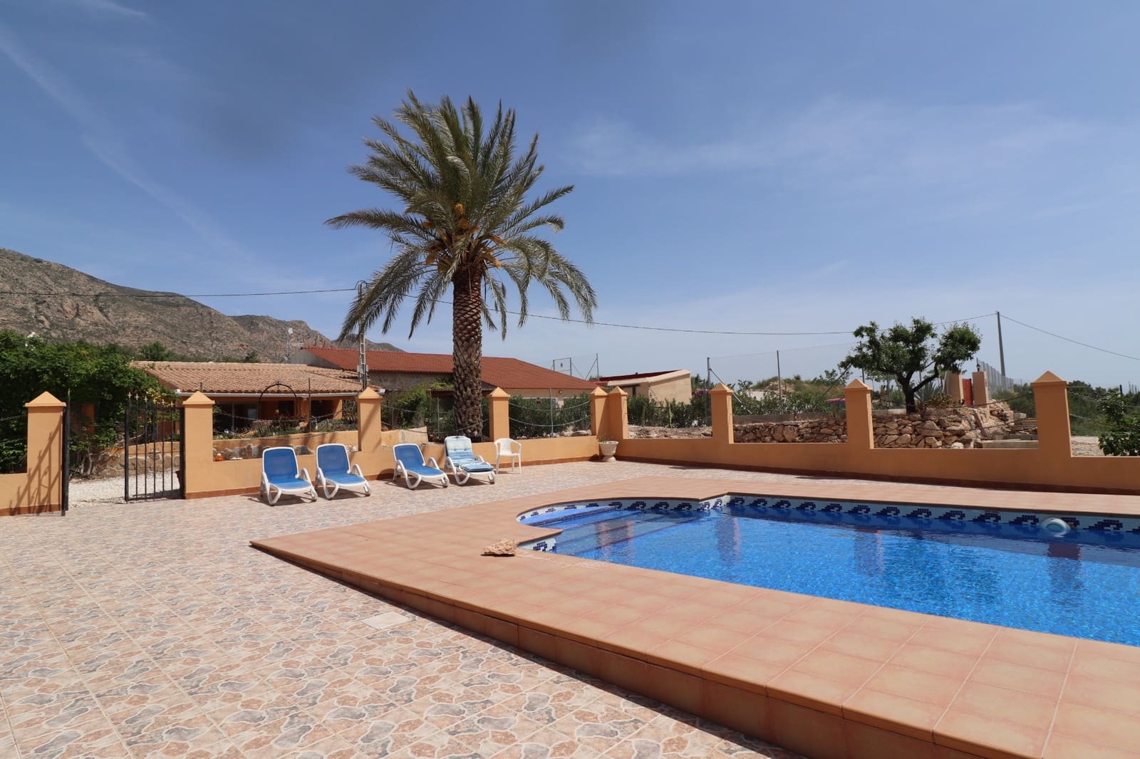 5 sovrum Finca/Hus på landet till salu i Hondon de las Nieves med pool garage - 399 500 € (Ref: 10060472)