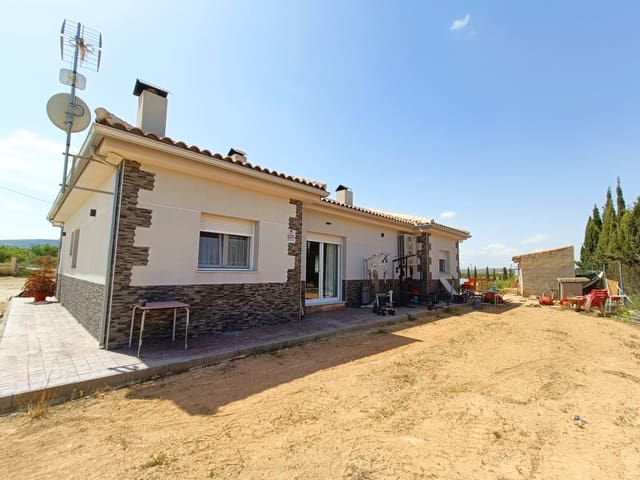 4 bedroom Finca/Country House for sale in Pinoso with pool - € 420,000 (Ref: 10060477)