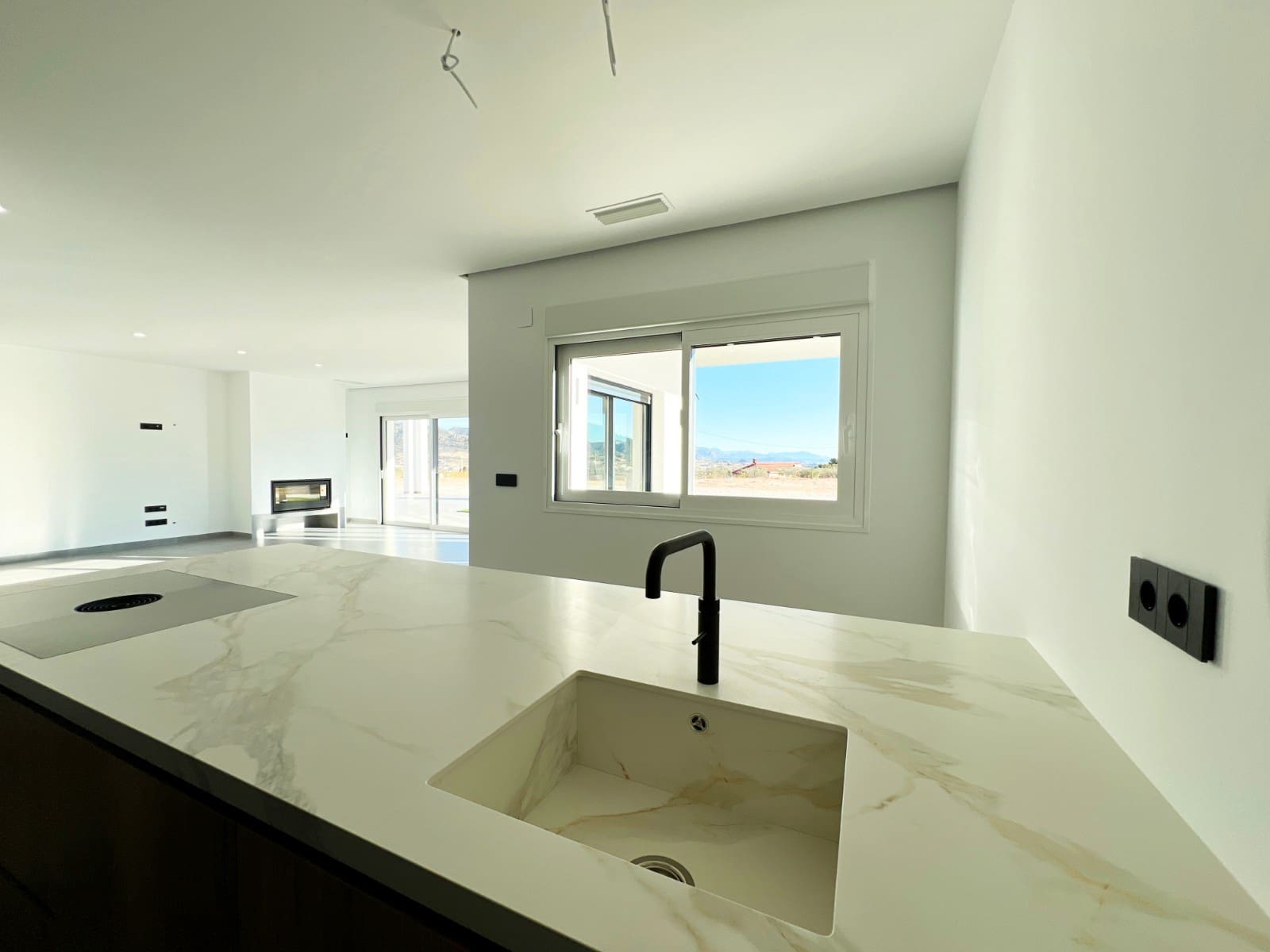 Finca/Casa Rural de 3 habitaciones en La Romana en venta con piscina garaje - 470.000 € (Ref: 10060493)