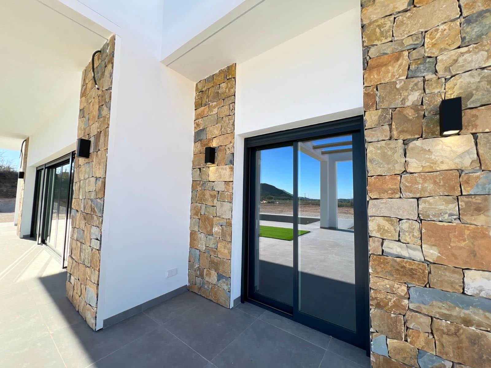 Finca/Casa Rural de 3 habitaciones en La Romana en venta con piscina garaje - 470.000 € (Ref: 10060493)