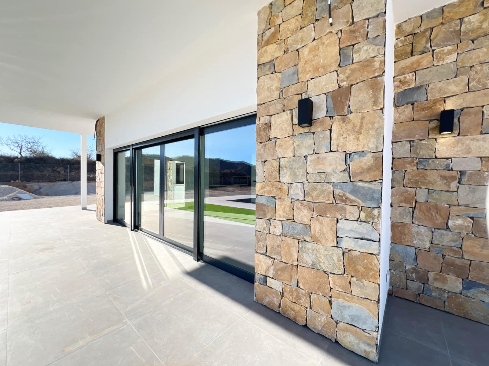 Finca/Casa Rural de 3 habitaciones en La Romana en venta con piscina garaje - 470.000 € (Ref: 10060493)