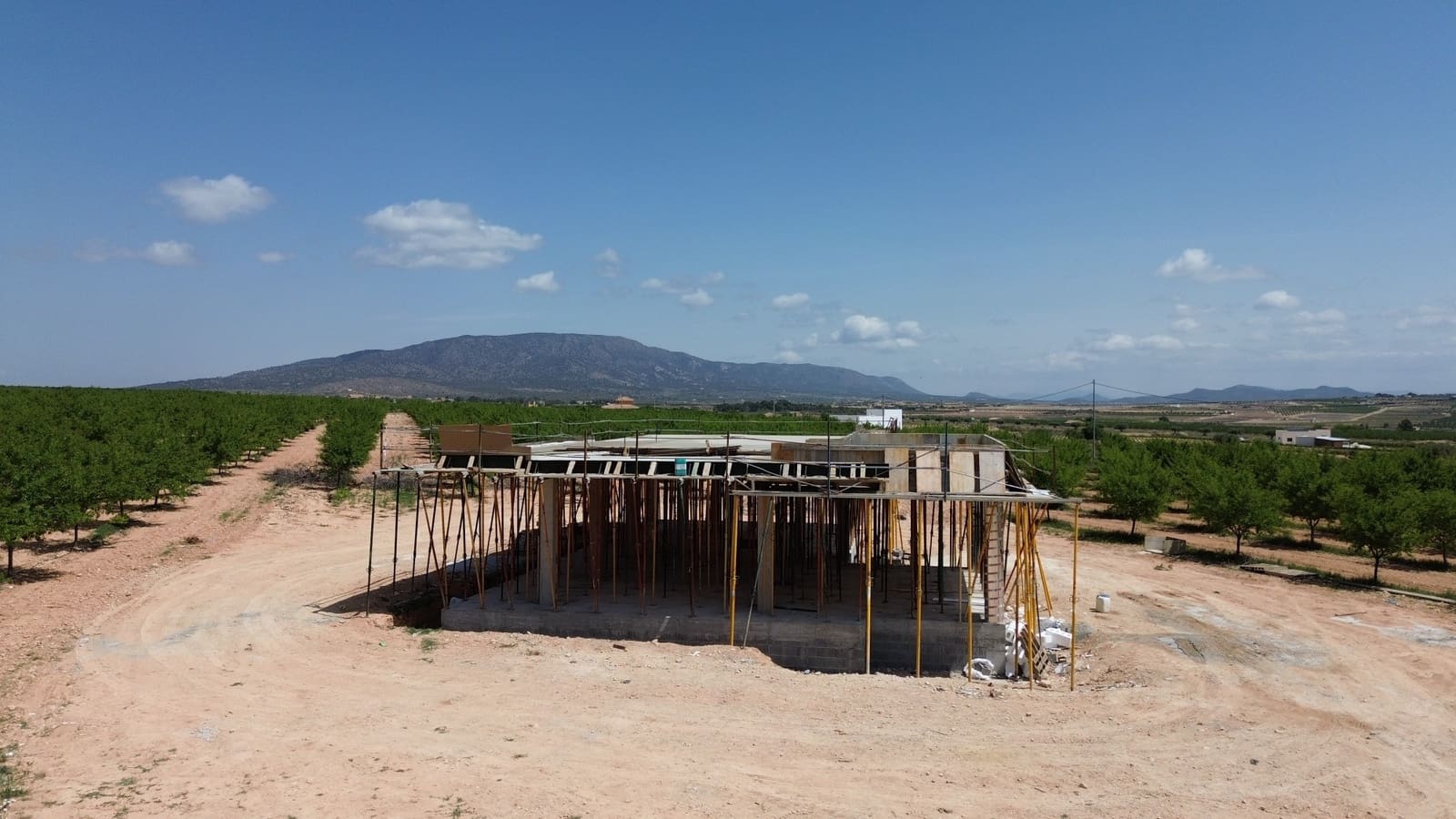 3 bedroom Finca/Country House for sale in Pinoso with pool - € 379,000 (Ref: 10060499)