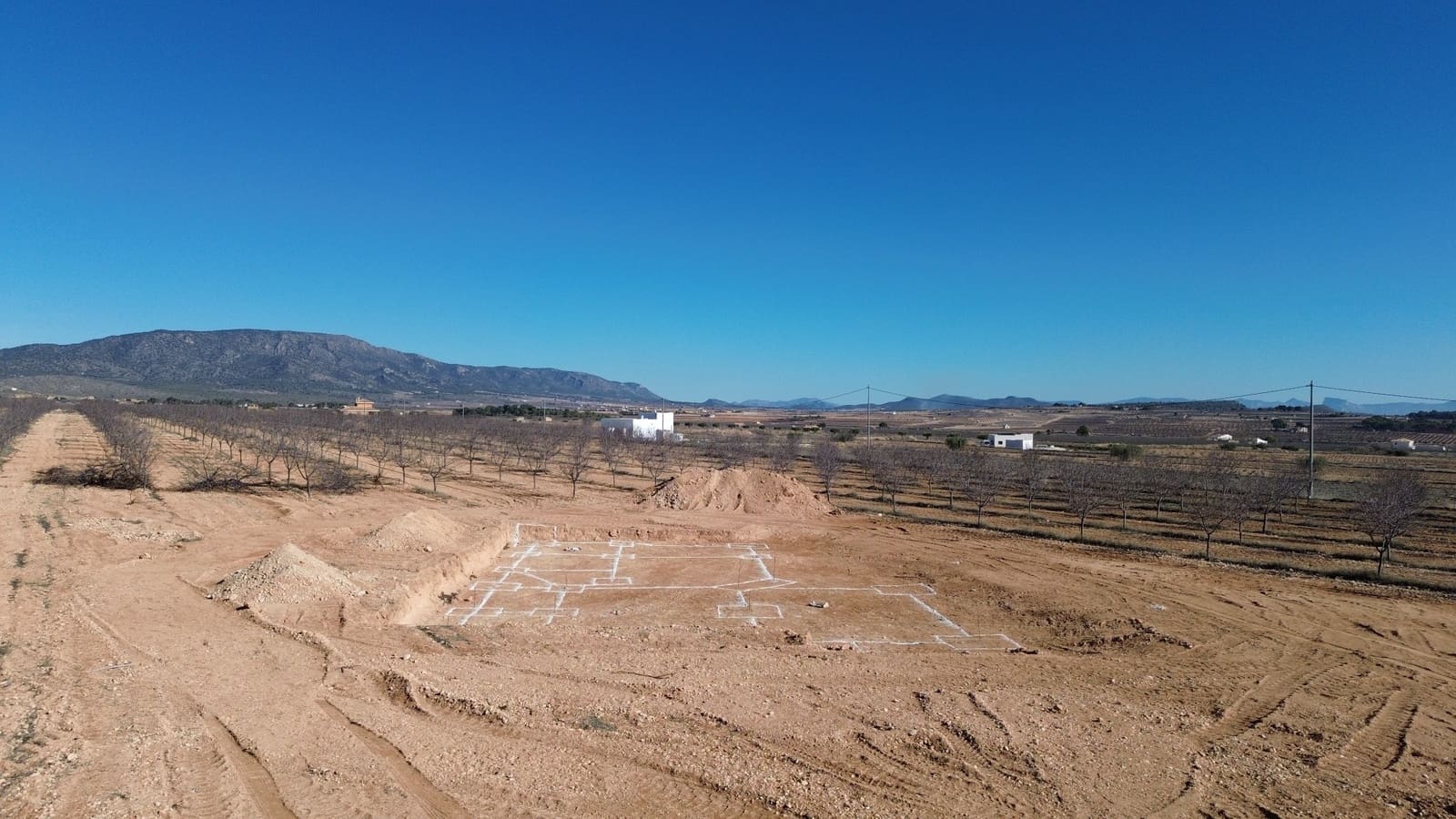 3 bedroom Finca/Country House for sale in Pinoso with pool - € 379,000 (Ref: 10060499)