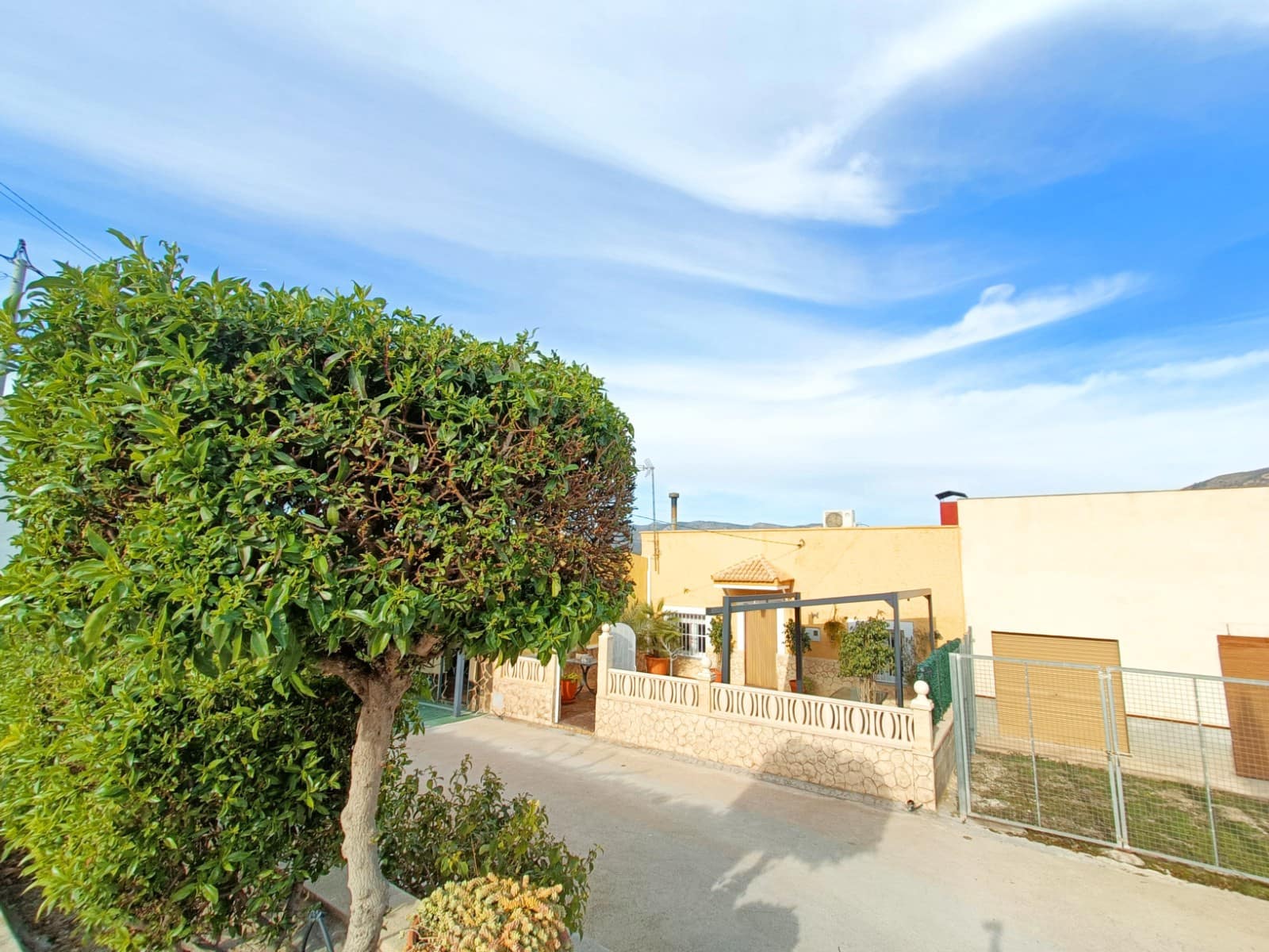 Finca/Casa Rural de 3 habitaciones en Barinas en venta con piscina garaje - 150.000 € (Ref: 10060501)