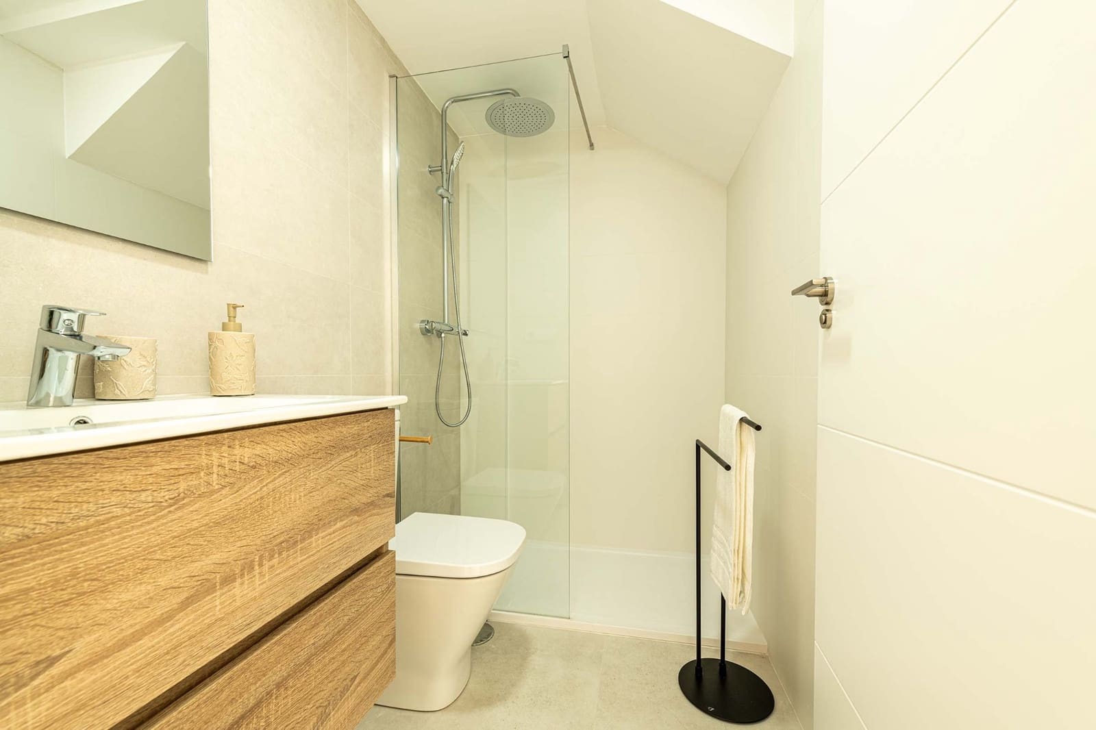 3 sypialnia Dom na sprzedaż w Cox z basenem garażem - 223 000 € (Ref: 10060505)