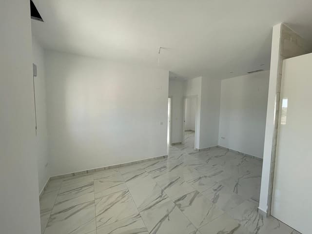 6 quarto Quinta/Casa Rural para venda em Pinoso com piscina garagem - 611 000 € (Ref: 10072644)