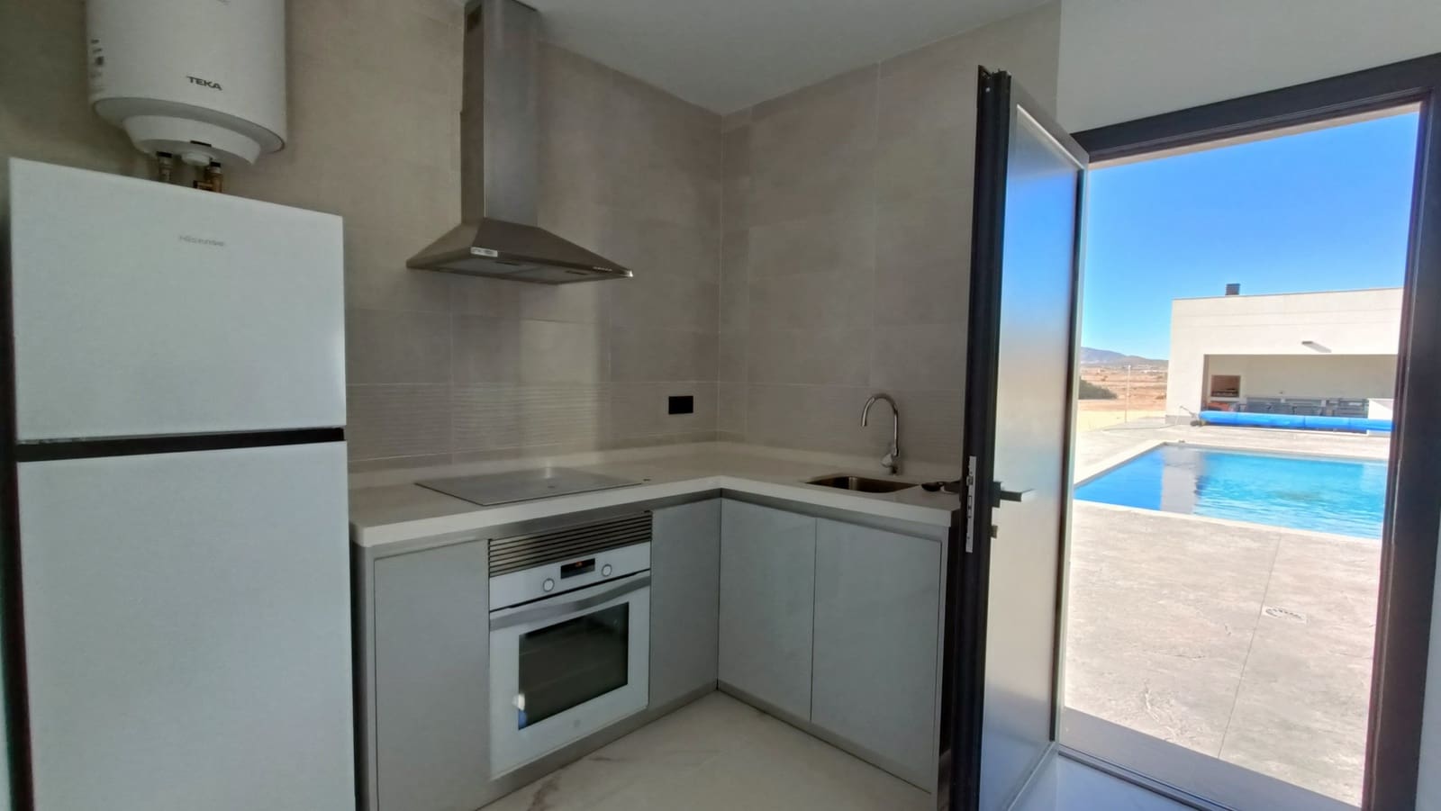 4 chambre Finca/Maison de Campagne à vendre à Pinoso avec piscine garage - 518 000 € (Ref: 10072647)
