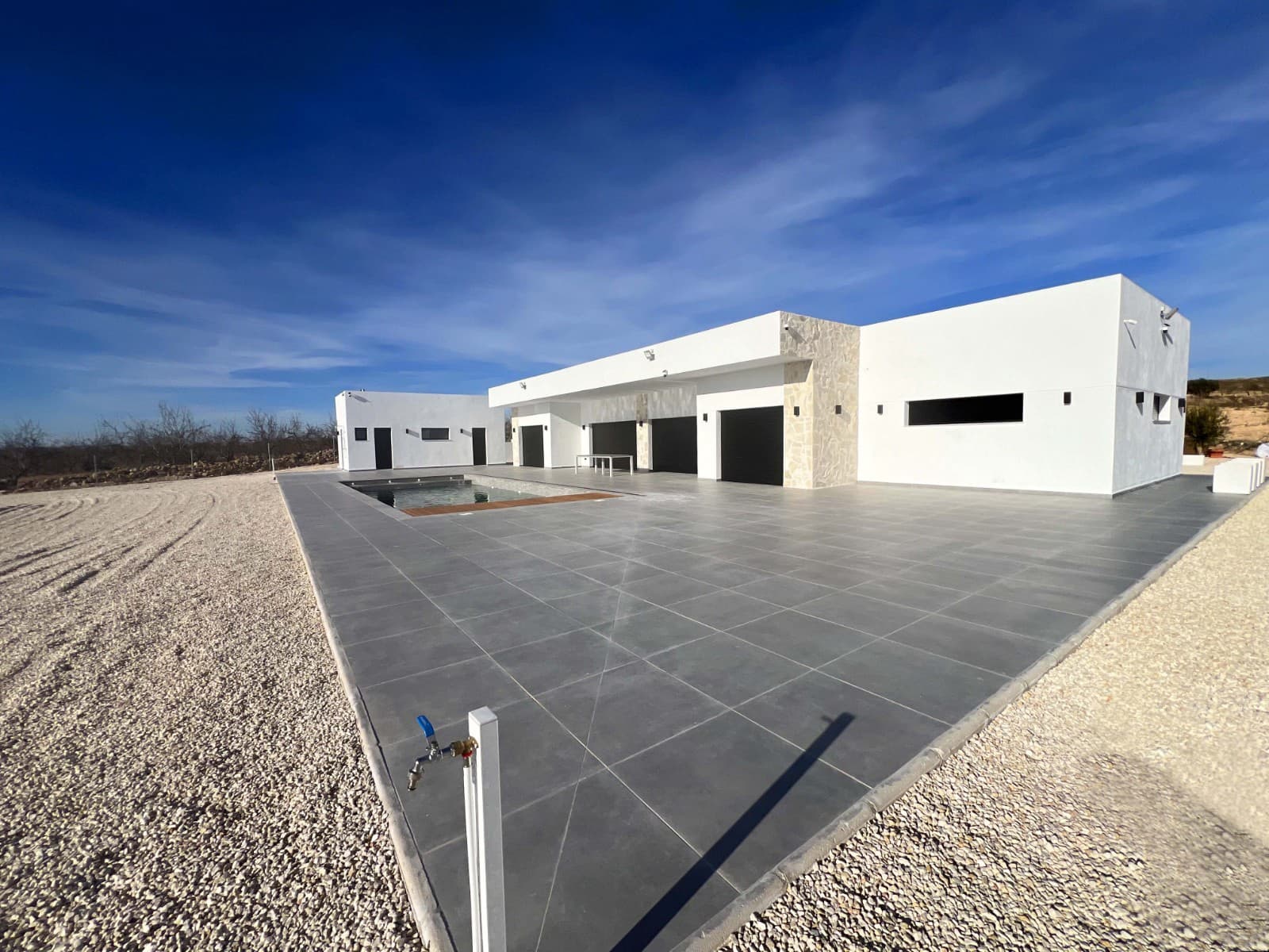 3 bedroom Finca/Country House for sale in La Romana with pool garage - € 525,000 (Ref: 10072650)