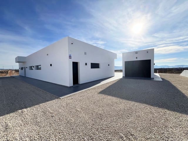 3 camera da letto Finca/Casa di Campagna in vendita in La Romana con piscina garage - 525.000 € (Rif: 10072650)
