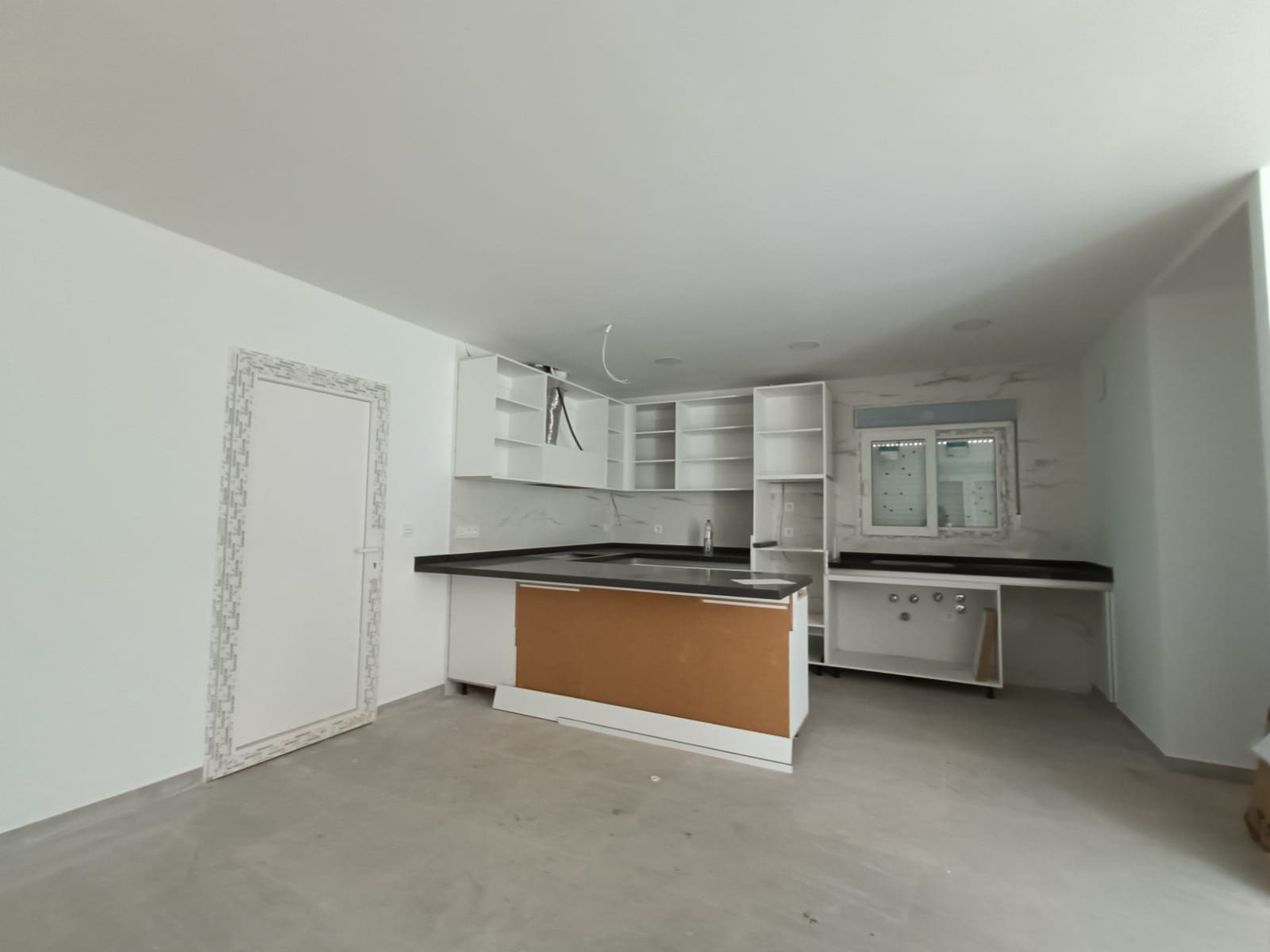 3 sypialnia Finka/Dom wiejski na sprzedaż w Pinoso z basenem garażem - 375 000 € (Ref: 10072653)