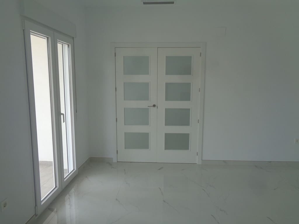 3 sypialnia Finka/Dom wiejski na sprzedaż w Pinoso z basenem garażem - 423 000 € (Ref: 10072655)