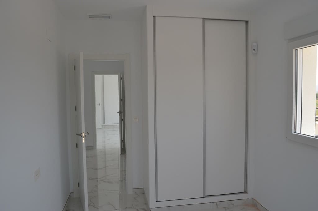 4 sypialnia Finka/Dom wiejski na sprzedaż w Pinoso z basenem garażem - 505 000 € (Ref: 10072658)