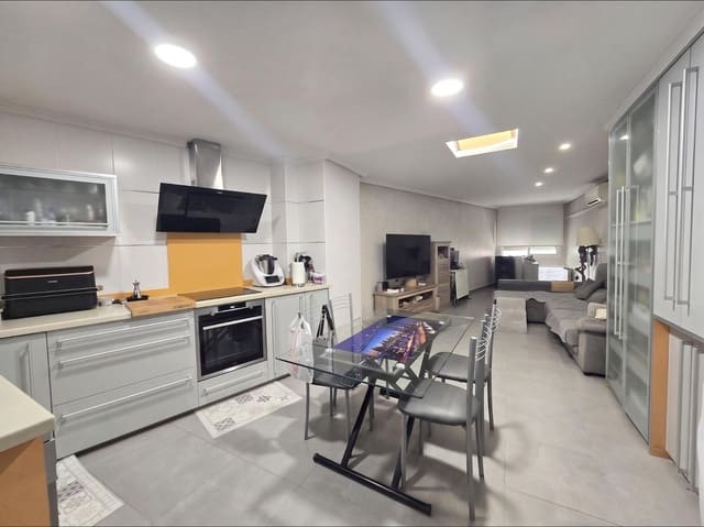 3 soveværelse Byhus til salg i Aspe med garage - € 207.260 (Ref: 10091250)