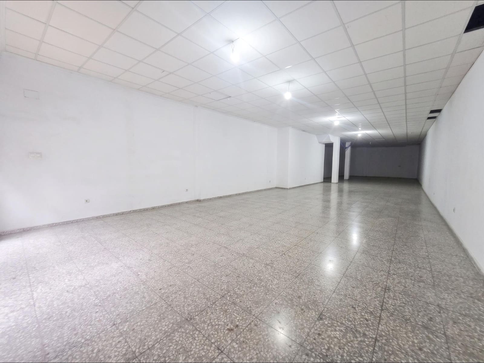 Commercieel te koop in Aspe - € 142.260 (Ref: 10091251)