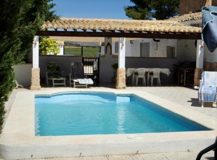 5 slaapkamer Finca/Landhuis te koop in Pinoso met zwembad garage - € 299.995 (Ref: 10111812)