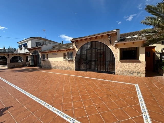 8 slaapkamer Finca/Landhuis te koop in Sax met zwembad - € 575.000 (Ref: 10111813)